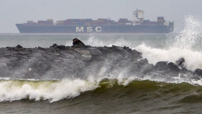 Cyclone Montha Live: 'मोंथा' का असर, तेलंगाना के कुछ हिस्सों में भारी बारिश, 6 जिलों के लिए रेड अलर्ट