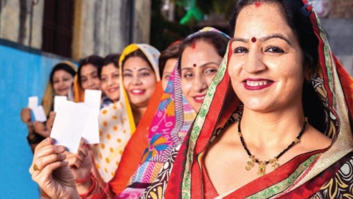 बिहार चुनाव 2025: पलायन, एसआईआर बनाम नकद तोहफे की जंग के बीच निकलेगा सत्ता का रास्ता, राजनीतिक सरगर्मियां तेज