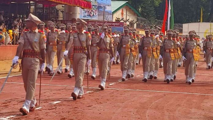 SSB: सशस्त्र सीमा बल में 'सोशल मीडिया' प्रेम, अफसरों-जवानों को IG का निर्देश, एक्स-इंस्टाग्राम-फेसबुक' पर हो जाओ एक्टिव