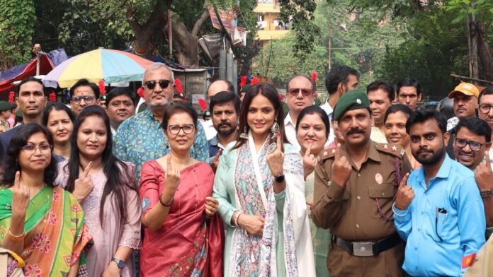 Bihar Election: पटना में मतदाताओं के लिए निकला यह ऑफर, स्वीप आइकॉन बोलीं-  इस बार माहौल बदला हुआ है