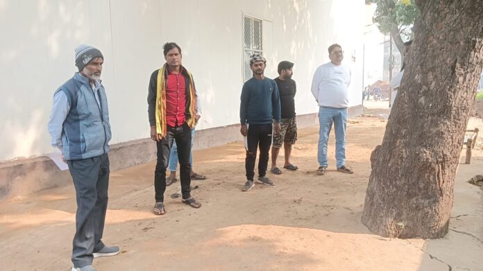 Bihar News: स्टेशन के पास युवक का शव मिलने से सनसनी, पहचान के बाद परिजनों ने लगाए हत्या के आरोप; 21 को था तिलक