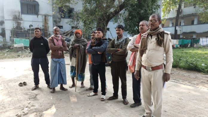 Bihar News: नालंदा में संदिग्ध हालत में युवक की मौत, एनएच-20 किनारे मिला शव; मामला क्यों बना हुआ है रहस्यमय?