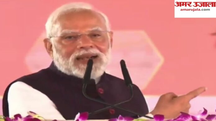 Varanasi: पीएम मोदी आज पहुंचेंगे काशी, कल चार वंदे भारत ट्रेनों को दिखाएंगे हरी झंडी; सीएम योगी रहेंगे साथ