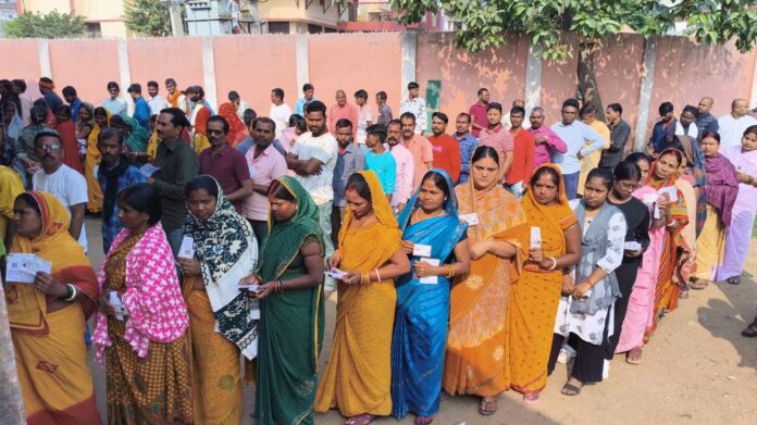 Bihar Election: जमुई की चारों विधानसभा सीटों पर शांतिपूर्ण मतदान संपन्न, 69.34 प्रतिशत हुई वोटिंग