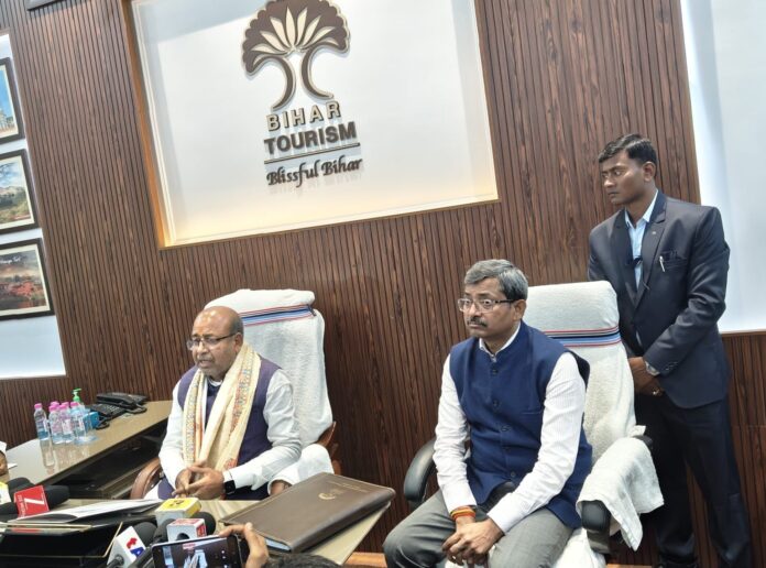 Bihar: अरुण शंकर ने संभाला पर्यटन मंत्री का कार्यभार, बिहार को टॉप-5 राज्यों में लाने का साझा किया लक्ष्य