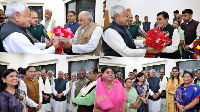Bihar News: नई सरकार के गठन के बाद CM नीतीश ने जदयू के जनप्रतिनिधियों, नेताओं और कार्यकर्ताओं से की मुलाकात