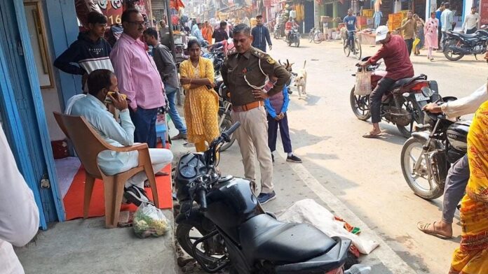 Bihar News: छपरा में मानवता शर्मसार, तीन घंटे तक सड़क पर तड़पती रही महिला; पुलिस तीन बार लौटी खाली हाथ