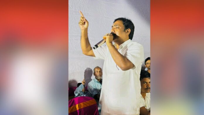 Bihar Election: ओवैसी के प्रत्याशी तौसीफ आलम पर केस दर्ज, चुनावी सभा में तेजस्वी यादव पर दिया था विवादित बयान