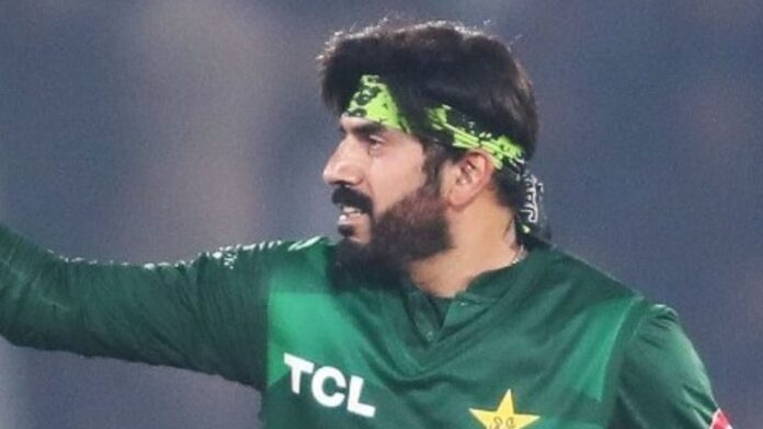 Tri-Series: जिम्बाब्वे पर कहर बनकर टूटे उस्मान तारिक, T20I में पाकिस्तान के लिए हैट्रिक लेने वाले चौथे गेंदबाज