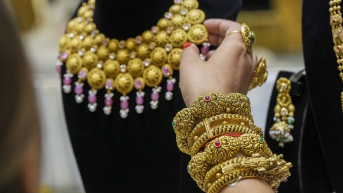 WGC: क्या 2026 में सोने की कीमतें 15 से 30 प्रतिशत तक बढ़ेंगीं? जानिए विश्व स्वर्ण परिषद ने क्या दावा किया