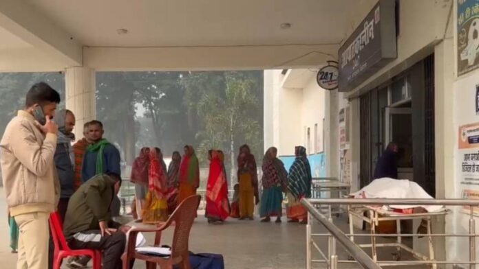 Bihar: सहरसा में खगड़िया की महिला की संदिग्ध मौत, सड़क किनारे बेहोश पड़ी थीं; झोले में मिले पर्चे से हुई पहचान