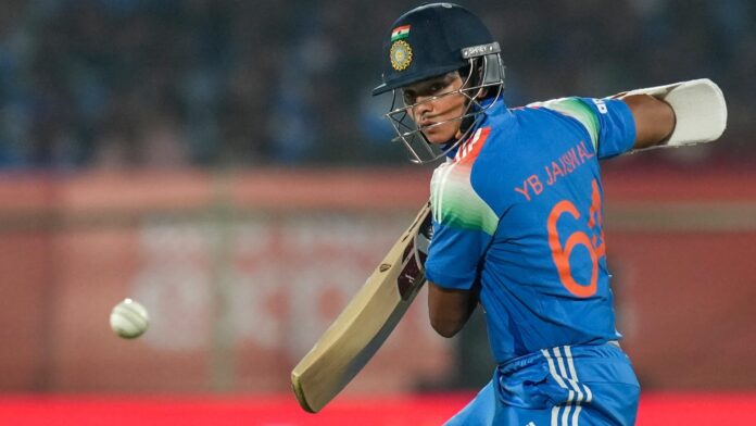 IND vs SA Live Score: भारत को लगा पहला झटका, रोहित 75 रन बनाकर आउट; यशस्वी के साथ साझेदारी टूटी