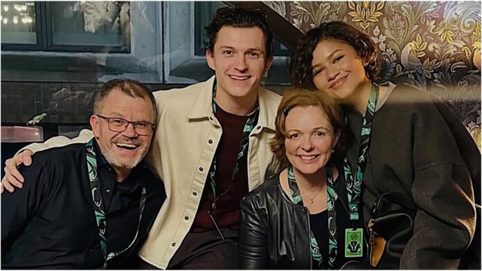 सगाई के बाद पहली बार परिवार संग दिखे टॉम होलैंड और जेंडाया, तस्वीरें देख फैंस ने दी प्रतिक्रिया