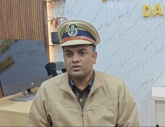 Bihar: महिला डॉक्टर से गाली-गलौज पर दरोगा निलंबित, एसएसपी की सख्त कार्रवाई; पुलिस अनुशासन को लेकर बड़ा संदेश